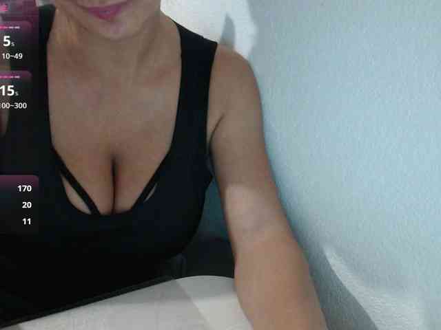 KristinaTitsBest webcam