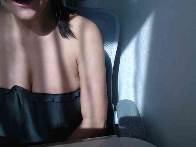KristinaTitsBest webcam