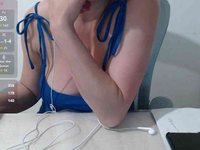 Model: CrazyTitsBest
