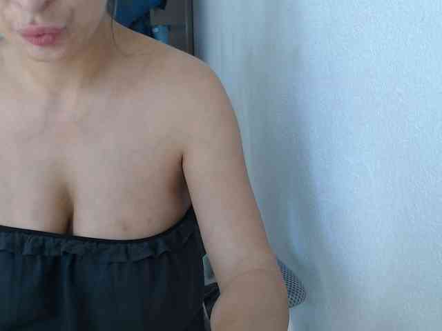 KristinaTitsBest webcam