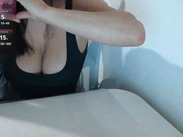 Model: KristinaTitsBest