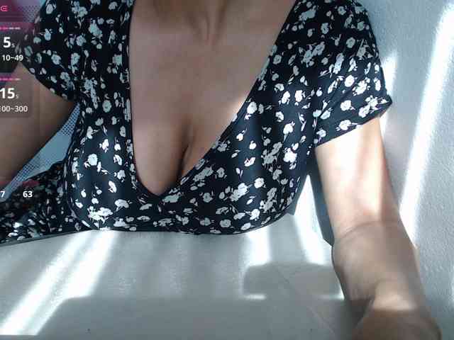 KristinaTitsBest webcam