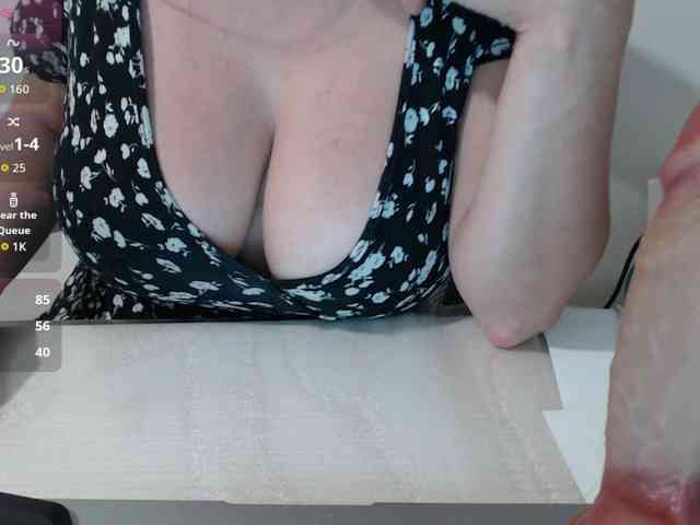 Model: CrazyTitsBest