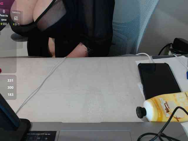 Model: CrazyTitsBest