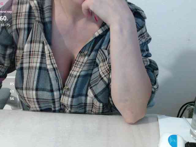 Model: CrazyTitsBest