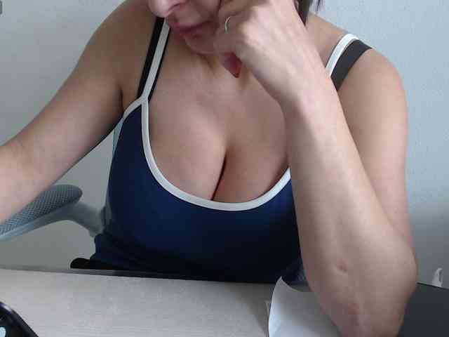 Model: CrazyTitsBest