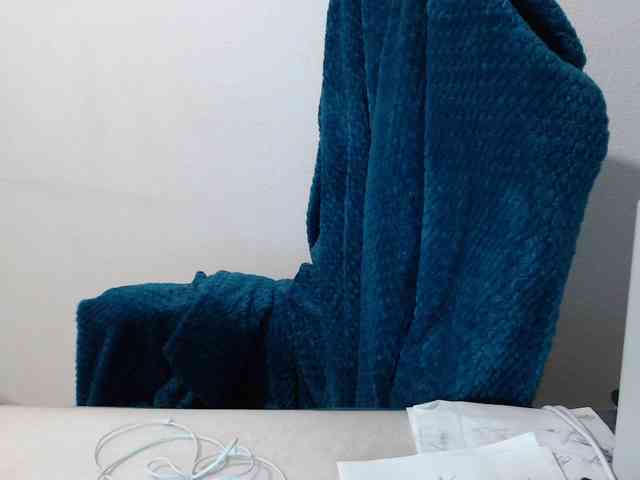 CrazyTitsBest webcam