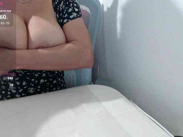 KristinaTitsBest webcam