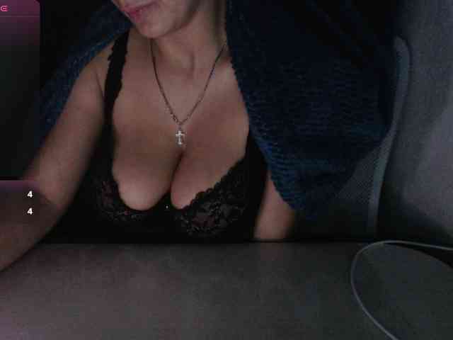 KristinaTitsBest webcam