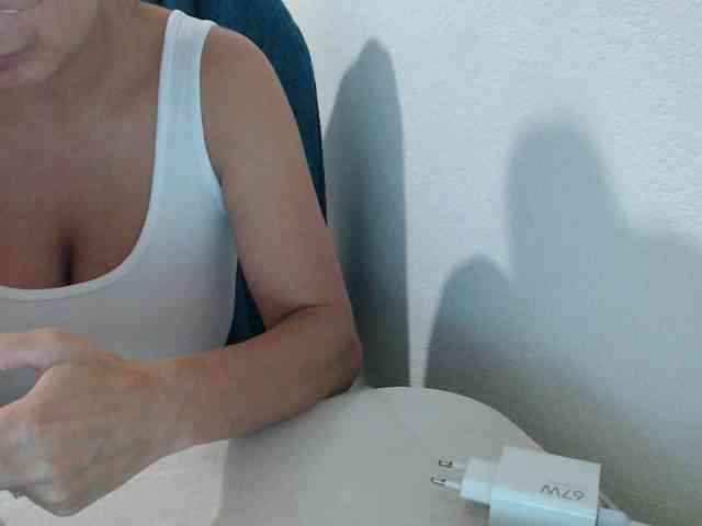 KristinaTitsBest webcam