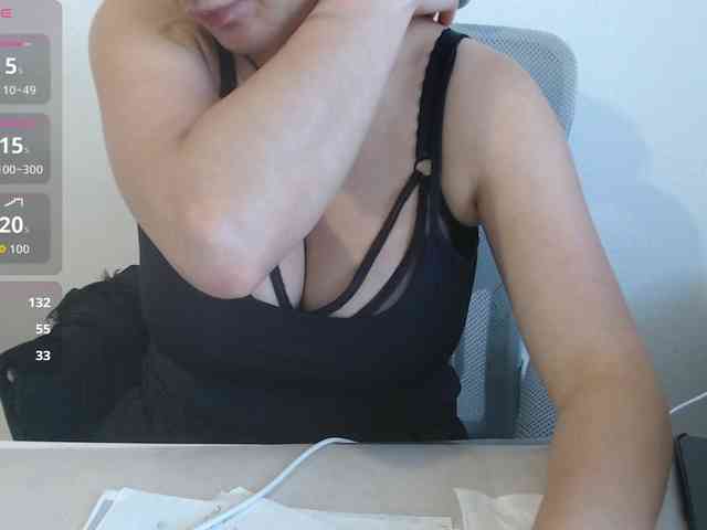 Model: CrazyTitsBest