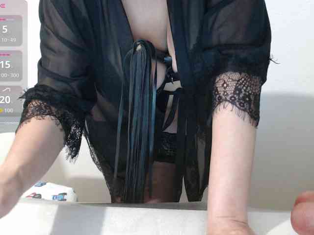 Model: CrazyTitsBest