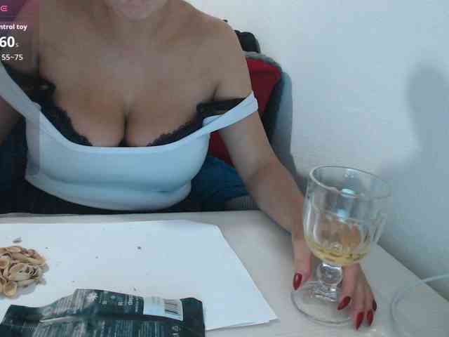 KristinaTitsBest webcam