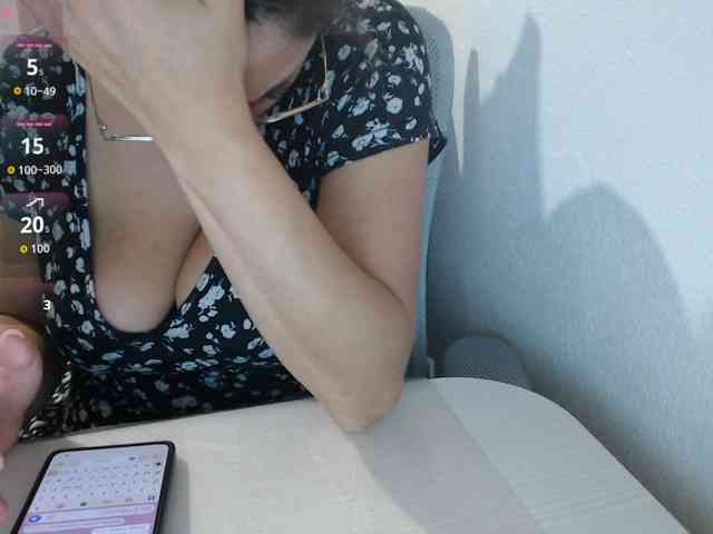 KristinaTitsBest webcam