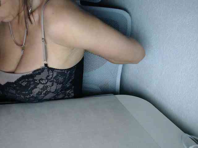 KristinaTitsBest webcam