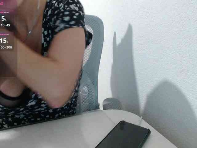 KristinaTitsBest webcam