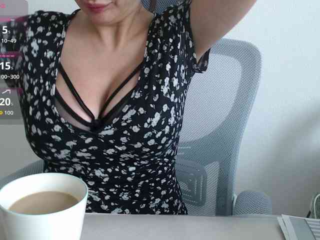 Model: CrazyTitsBest