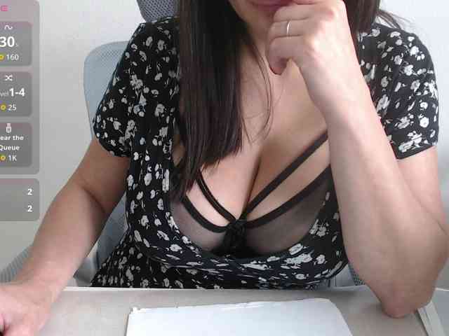 Model: CrazyTitsBest