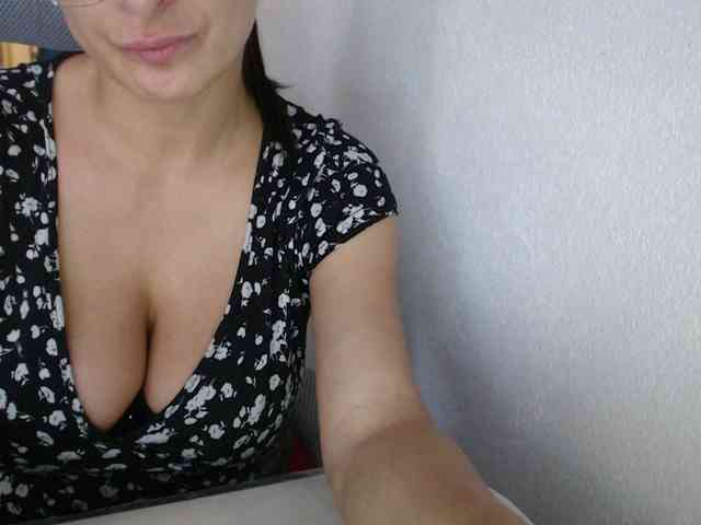 KristinaTitsBest webcam