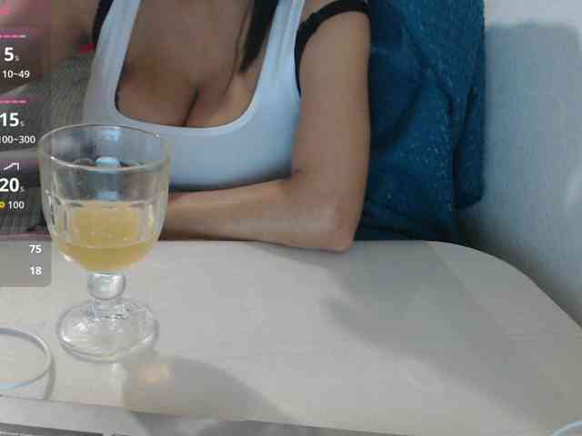 KristinaTitsBest webcam