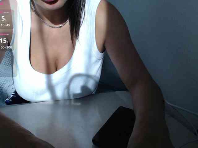KristinaTitsBest webcam