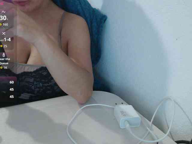 KristinaTitsBest webcam