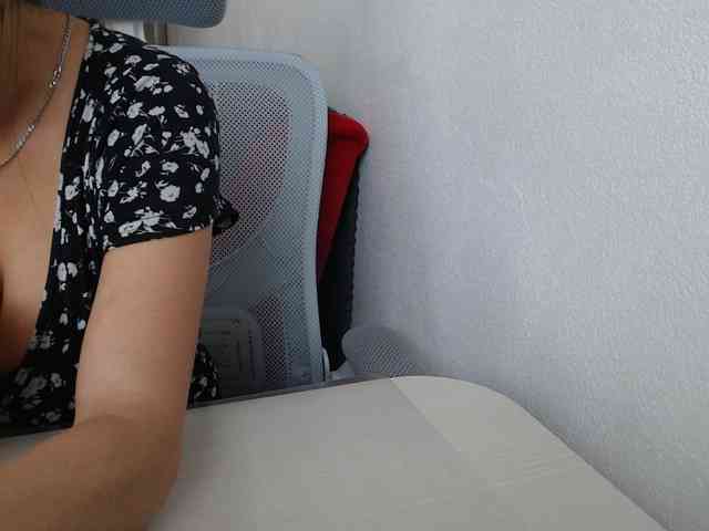 KristinaTitsBest webcam