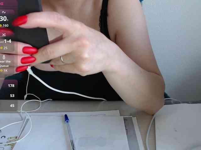 Model: CrazyTitsBest