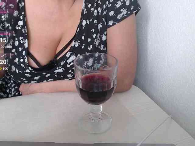 KristinaTitsBest webcam