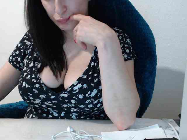 Model: CrazyTitsBest