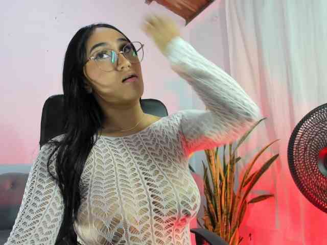 camila-wood