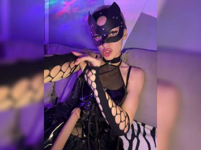Milena7774 live cam on BongaCams