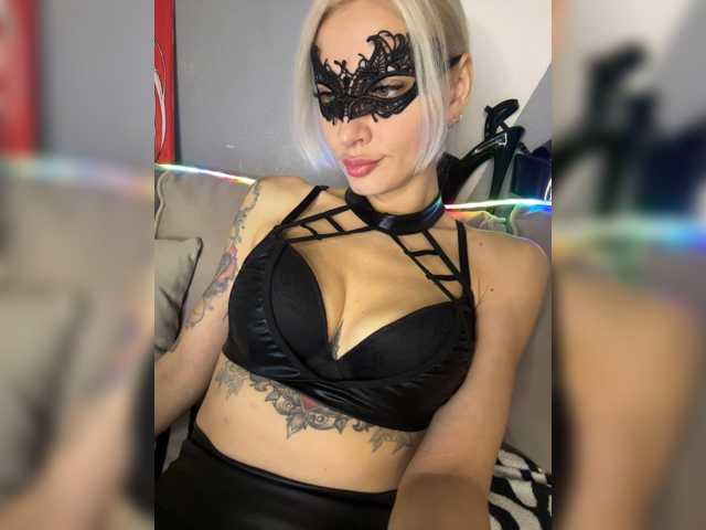 Milena7774 live cam on BongaCams