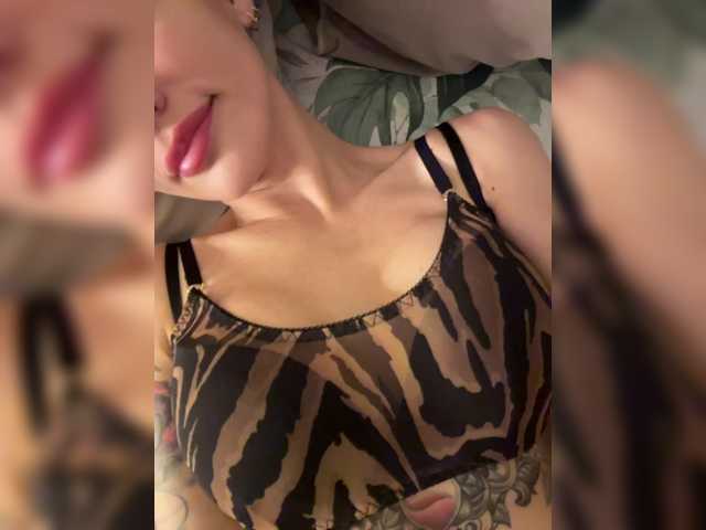 Milena7774 live webcam show