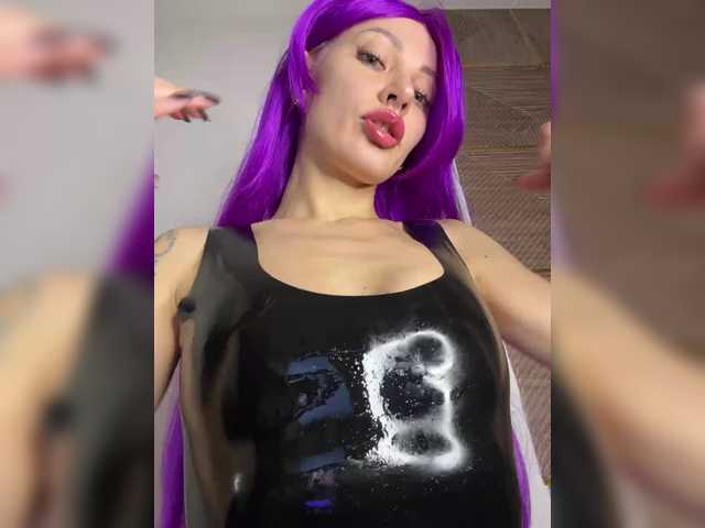 Milena7774 live cam on BongaCams