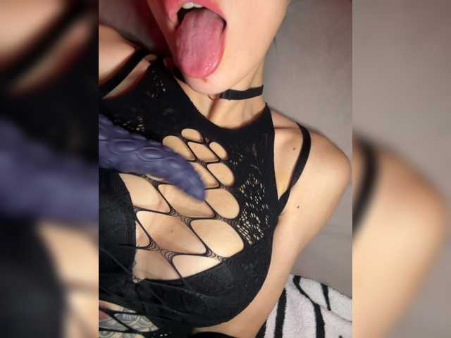 Milena7774 live cam on BongaCams