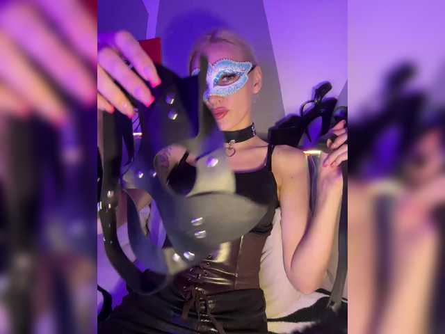 Milena7774 live cam on BongaCams