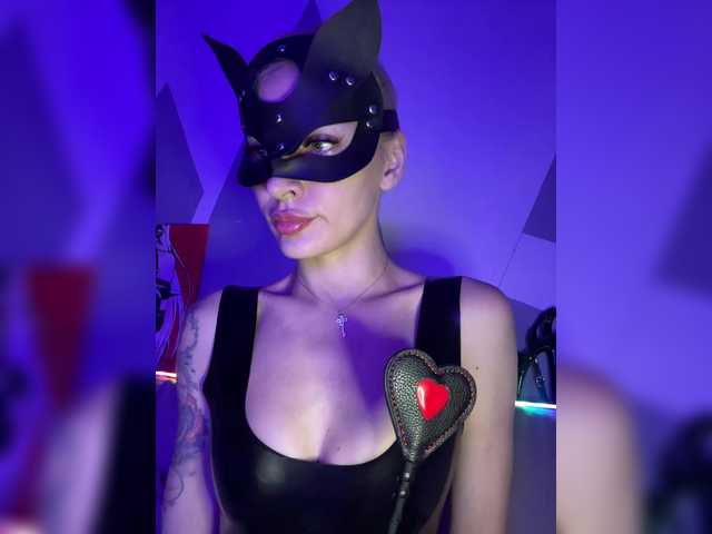 Milena7774 live cam preview
