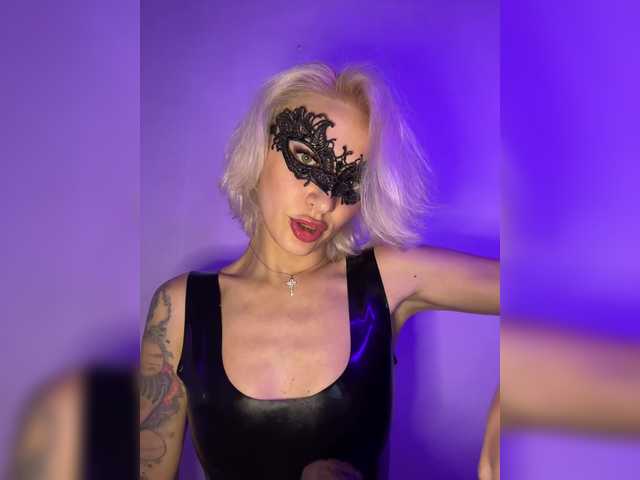 Milena7774 live cam on BongaCams