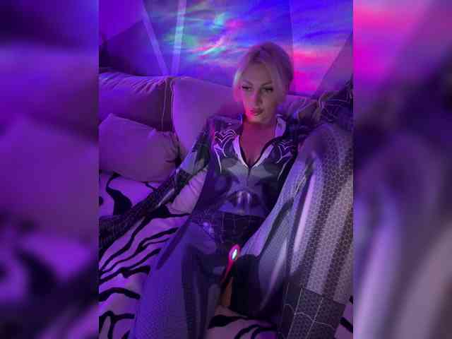 Model: Milena7774
