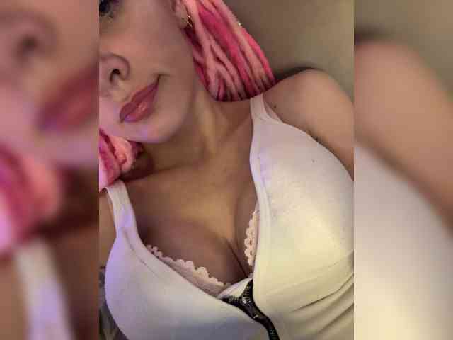 Milena7774 webcam