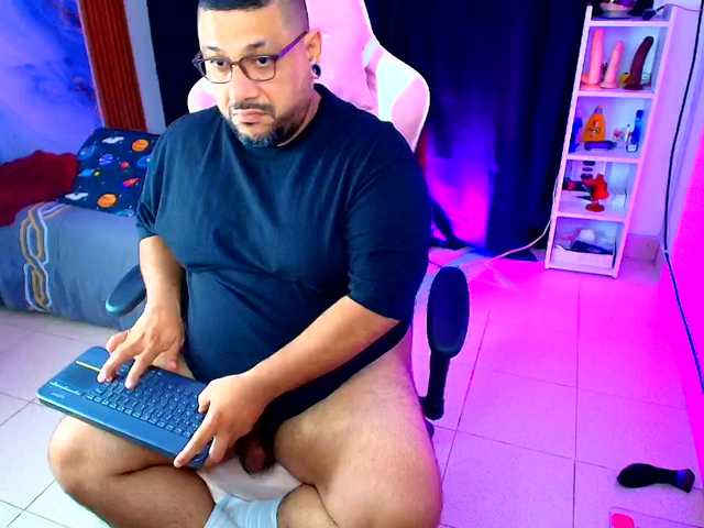 blitzo-bigass