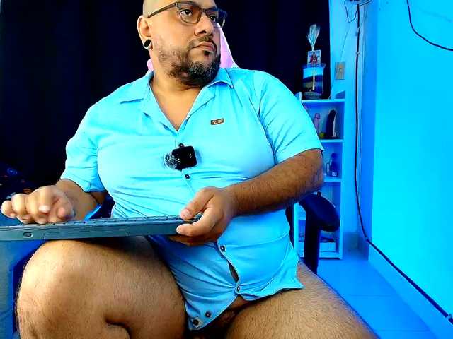 blitzo-bigass