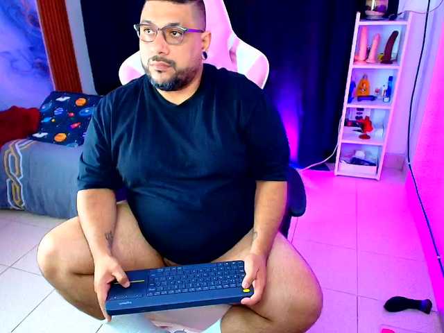 blitzo-bigass