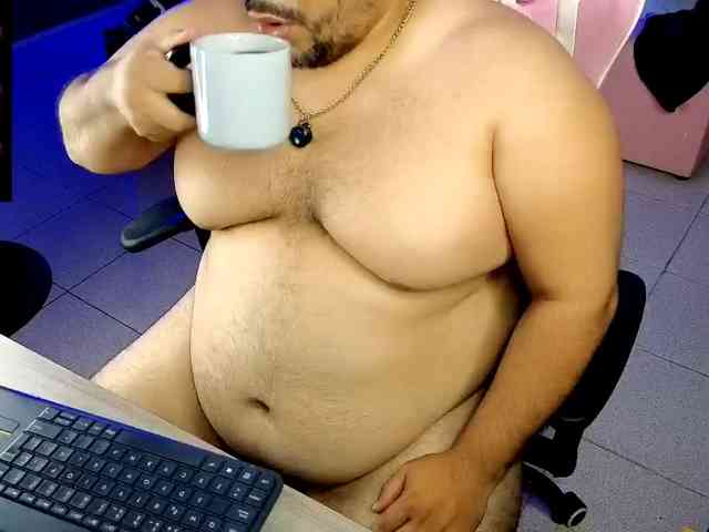 blitzo-bigass Sex Cam Show