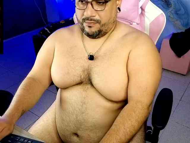 blitzo-bigass Sex Cam Show