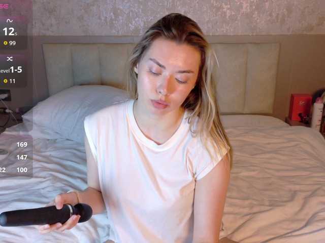 gwenonline live cam on BongaCams