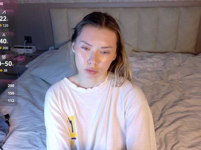 gwenonline live cam on BongaCams