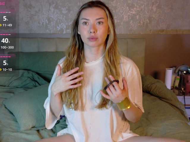 gwenonline live cam on BongaCams