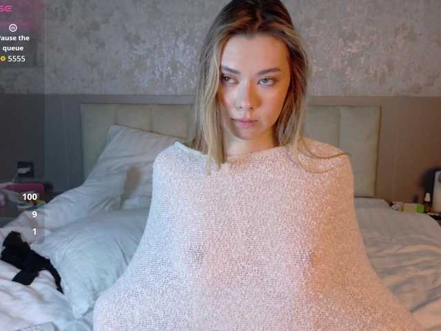 Live трансляция gwenonline - Runet.cam